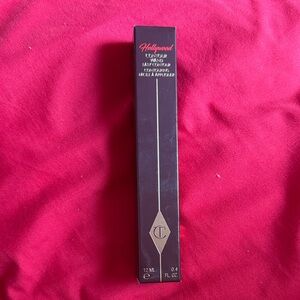 Charlotte Tilbury Hollywood Contour Wand in Black and Gold